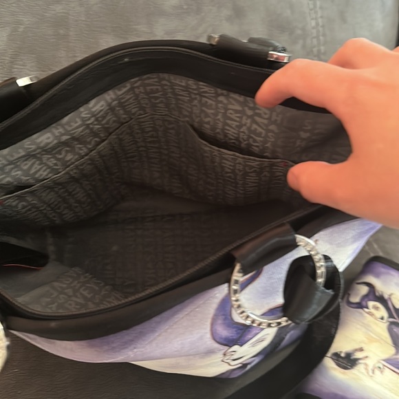 Harvey’s Sleeping Beauty purse with matching wallet - Picture 3 of 4